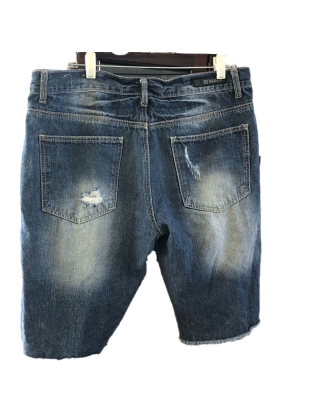 Black shorts, size 36 - Picture 3 of 3